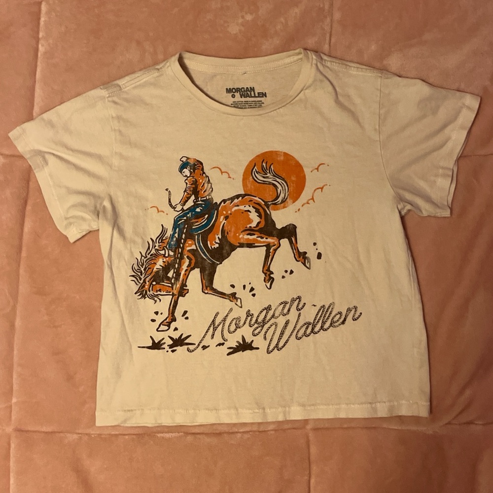 morgan wallen cropped t-shirt size small